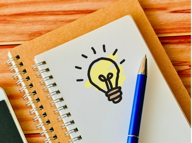 電球のイラスト